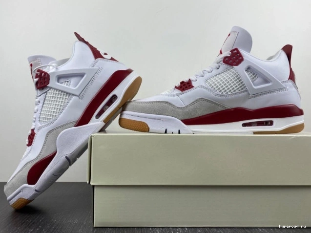 Nike DR5415-160 4 SB x Jordan Air 1105